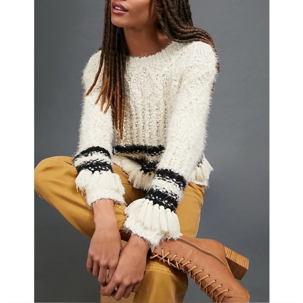 Anthropologie Amadi Cora Fringed Sweater Long Sleeve Cream & Black Size S